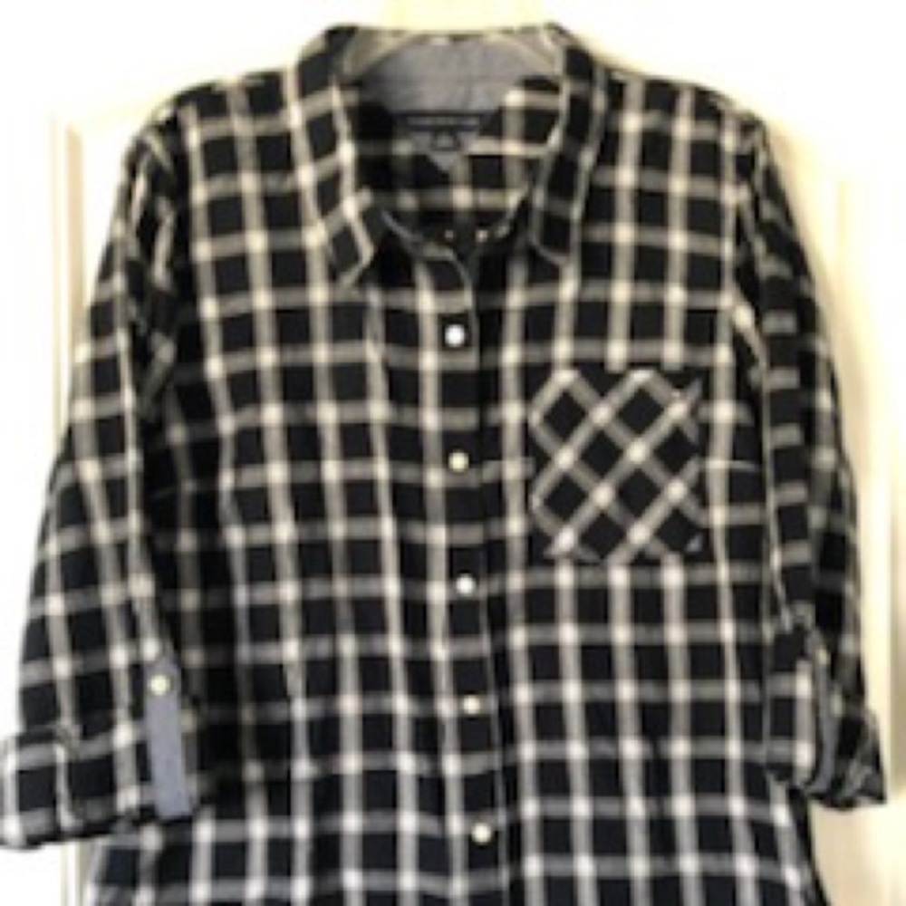 Tommy Hilfiger shirt women’s size XL new with tag 100% cotton